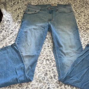 Women’s jeans